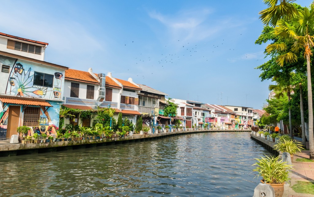 The riverfront in the Melaka Old Town is an example of a successful urban regeneration project.